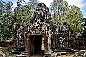 Ta Som temple - western gopura of the third enclosure.